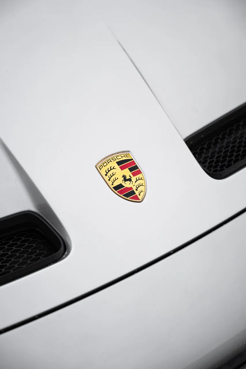 L'atelier SC Porsche 992 GT3 Touring — protection cuir — photo 7