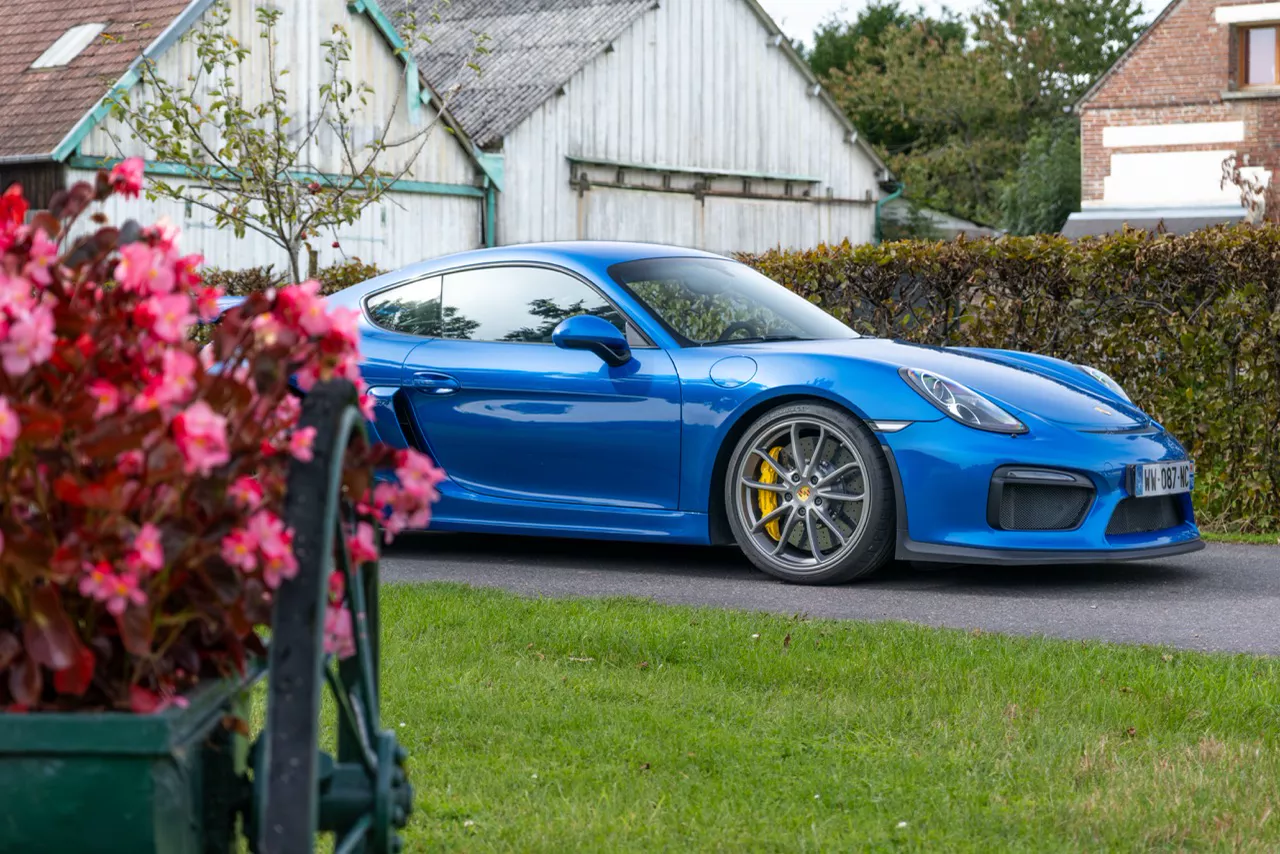 NZO Cars Porsche Cayman GT4 — photo 4