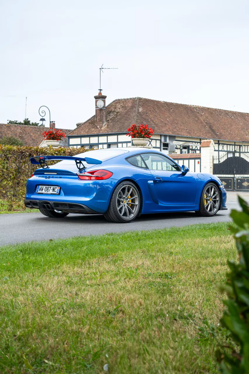 NZO Cars Porsche Cayman GT4 — photo 9