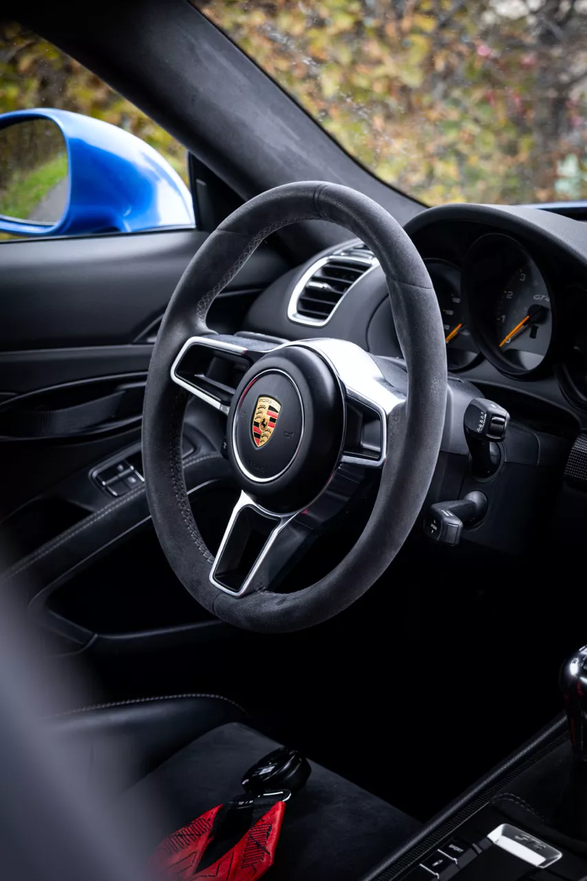 NZO Cars Porsche Cayman GT4 — photo 13